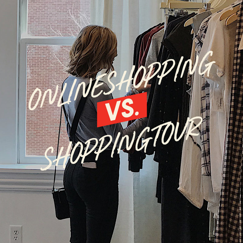 Person shopping with text overlay 'ONLINESHOPPING VS. SHOPPINGTOUR' in a store setting.